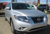 2014 Nissan pathfinder SV, Just like new, Loaded